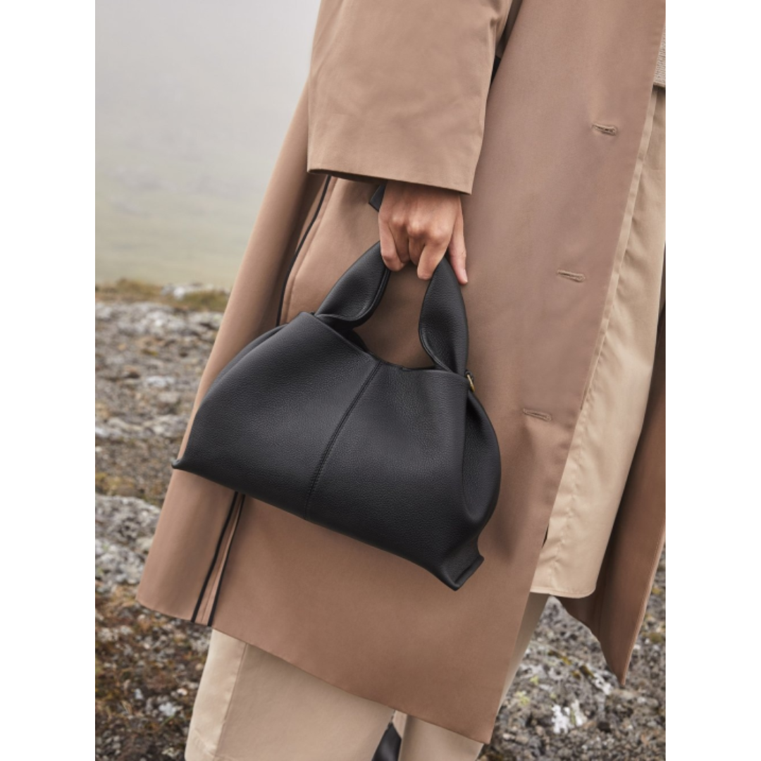 Women's Handbag Classic Collection Exclusive Elegance For Everyday Use