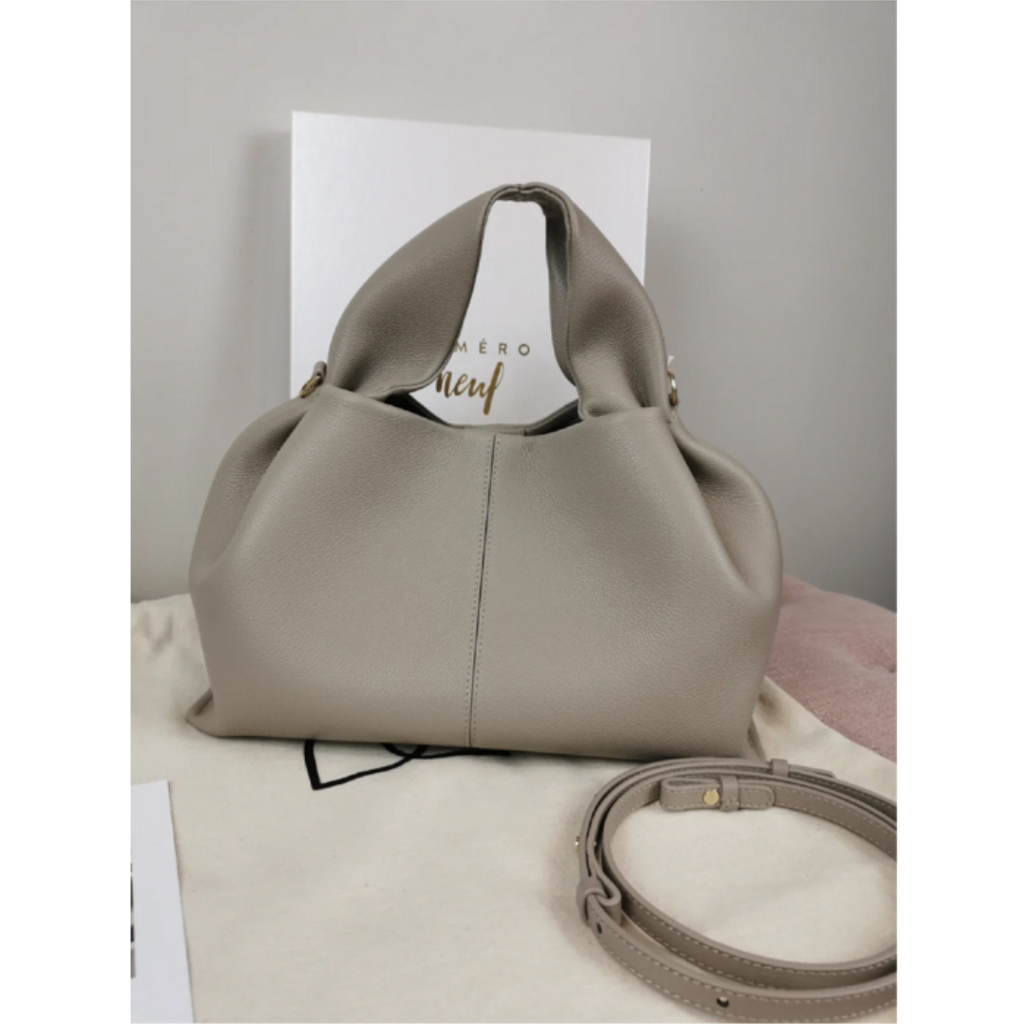 Women's Handbag Classic Collection Exclusive Elegance For Everyday Use