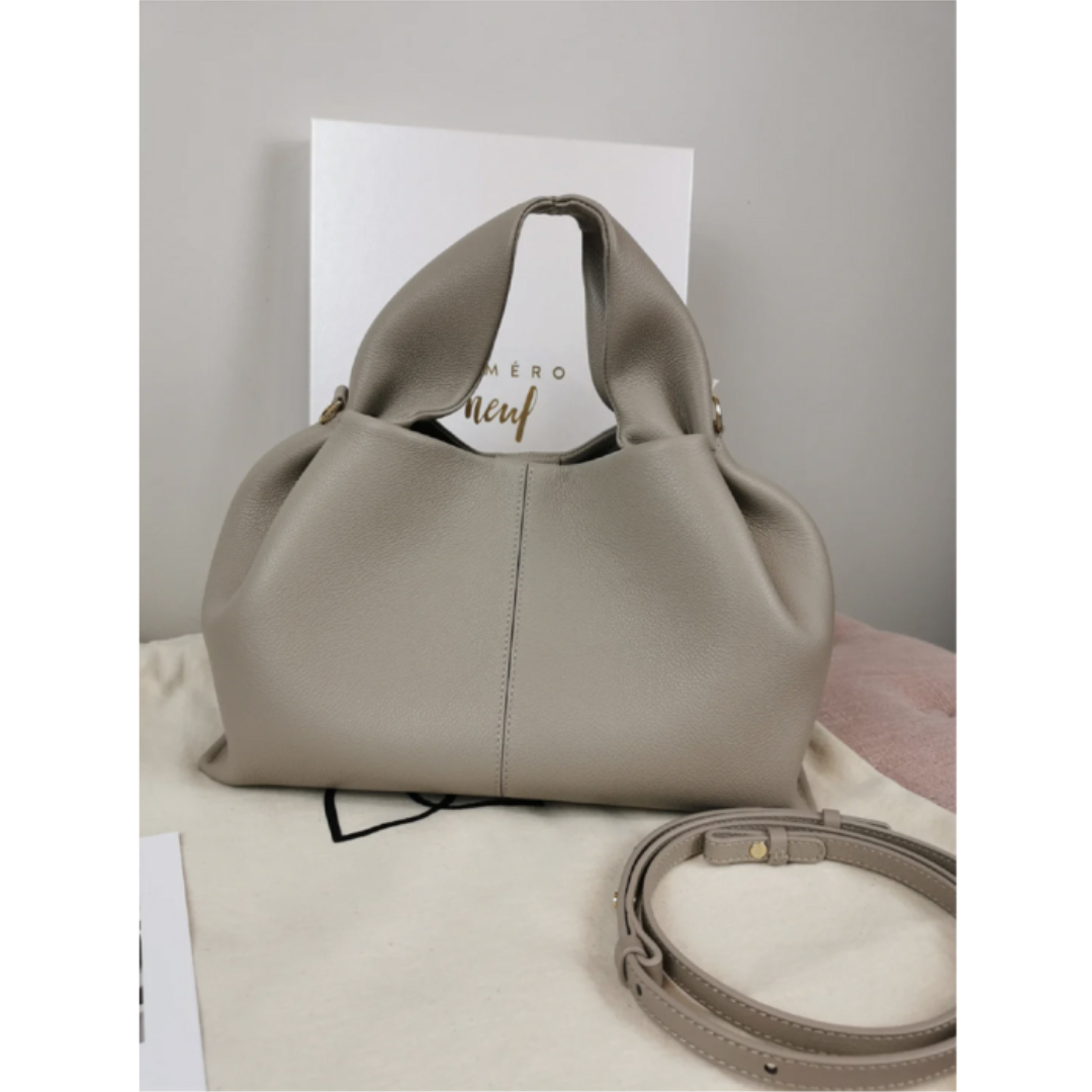 Women's Handbag Classic Collection Exclusive Elegance For Everyday Use